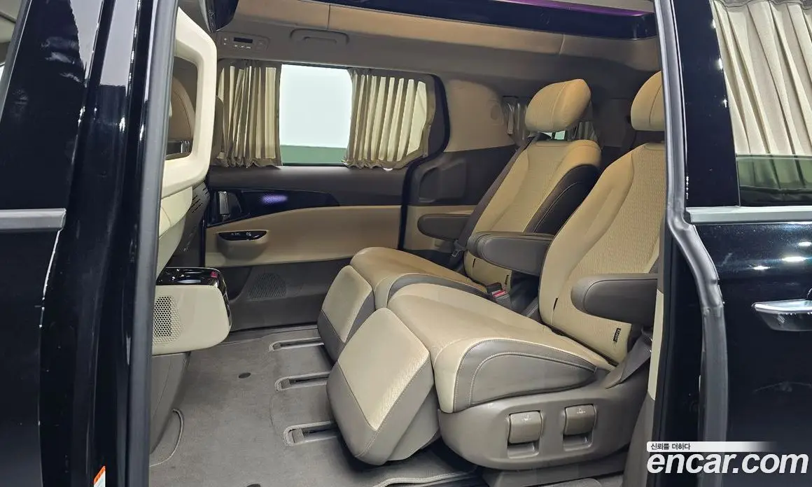 Kia Carnival 2023 3.5 автомат (гидро), фото 18