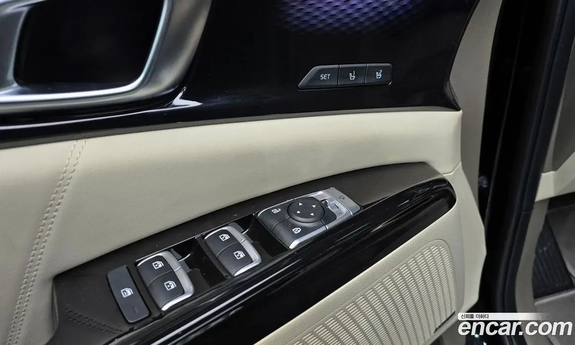 Kia Carnival 2023 3.5 автомат (гидро), фото 32