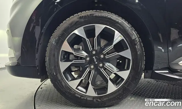 Kia Carnival 2023 3.5 автомат (гидро), миниатюра 5