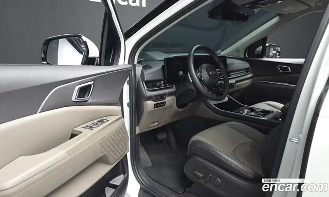 Kia Carnival 2024 1.6 автомат (гидро), миниатюра 12