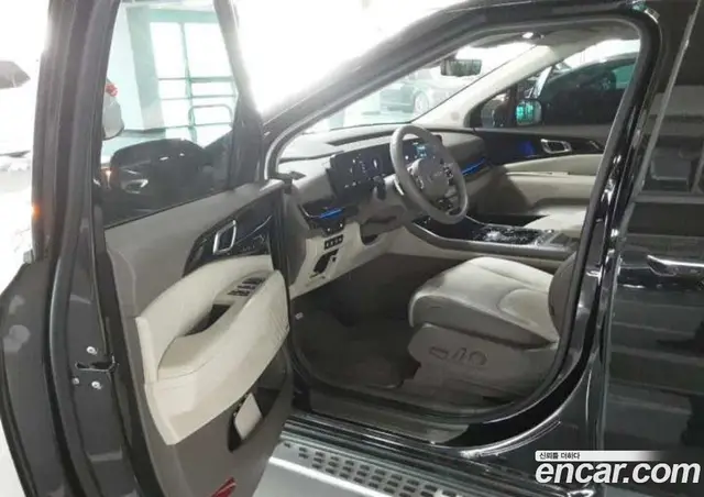 Kia Carnival 2024 3.5 автомат (гидро), миниатюра 4