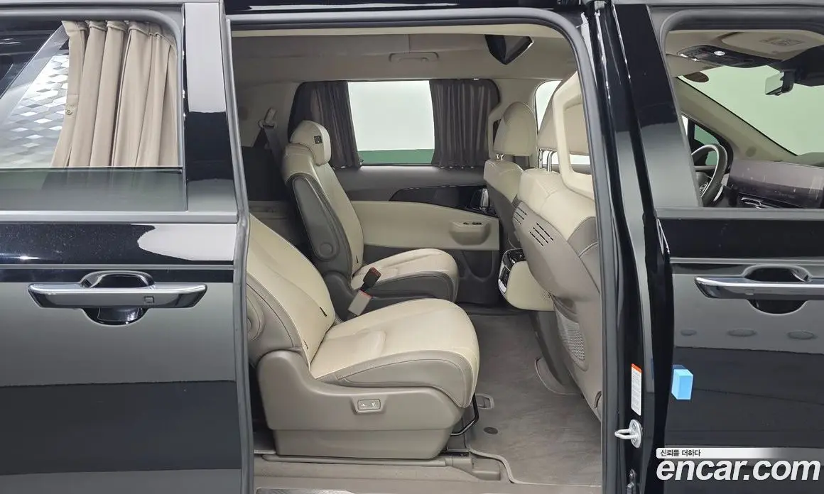 Kia Carnival 2024 2.2 автомат (гидро), фото 17