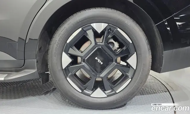 Kia Carnival 2024 2.2 автомат (гидро), миниатюра 7
