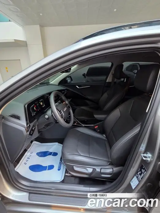 Kia Niro 2024 1.6 автомат (гидро), миниатюра 5