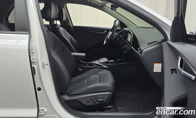Kia Niro 2024 0.2 автомат (гидро), миниатюра 11