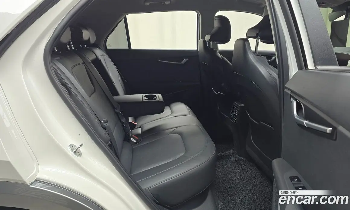 Kia Niro 2024 0.2 автомат (гидро), фото 12