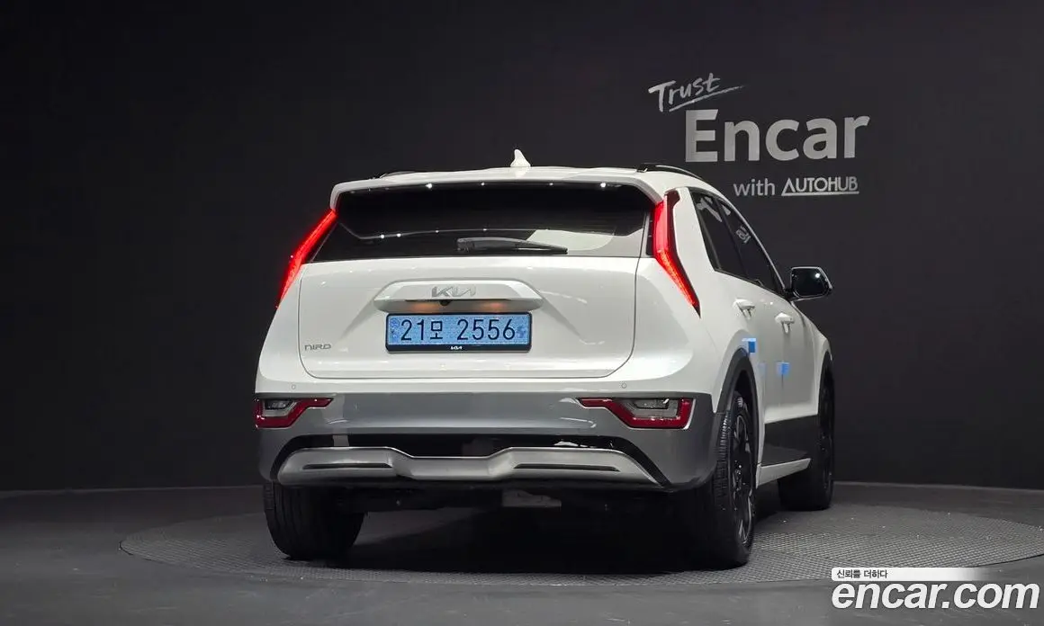 Kia Niro 2024 0.2 автомат (гидро), фото 4