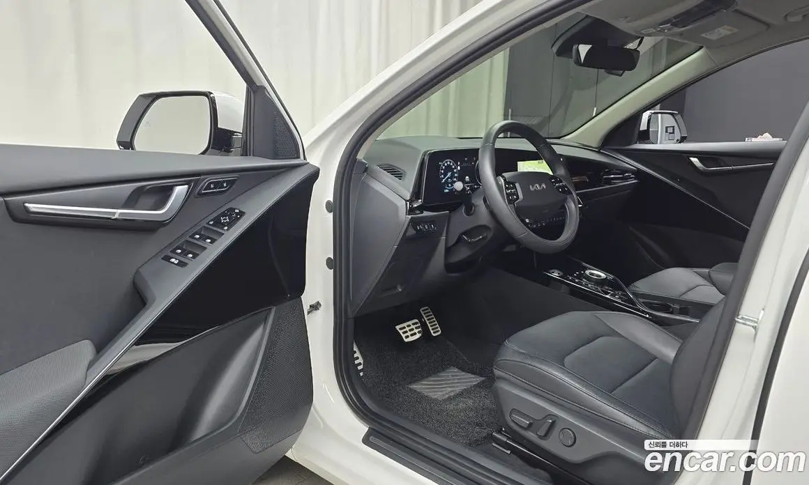 Kia Niro 2024 0.2 автомат (гидро), фото 10