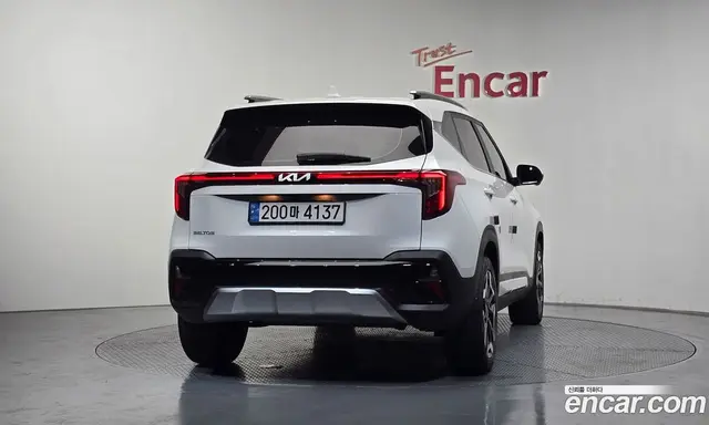 Kia Seltos 2024 1.6 автомат (гидро), миниатюра 4