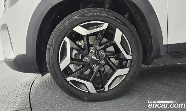 Kia Seltos 2024 1.6 автомат (гидро), миниатюра 5