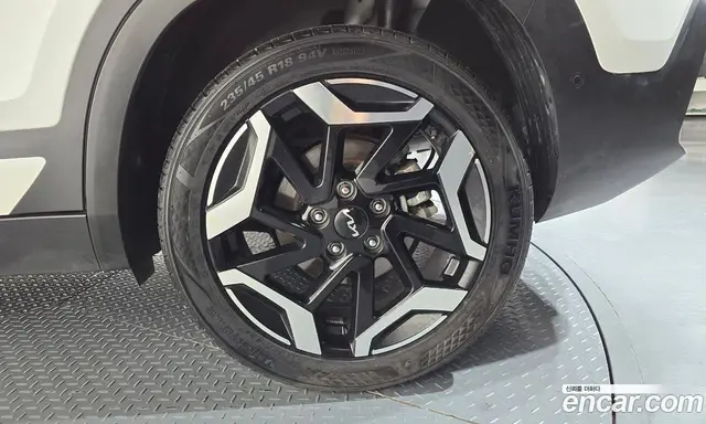 Kia Seltos 2024 1.6 автомат (гидро), миниатюра 7