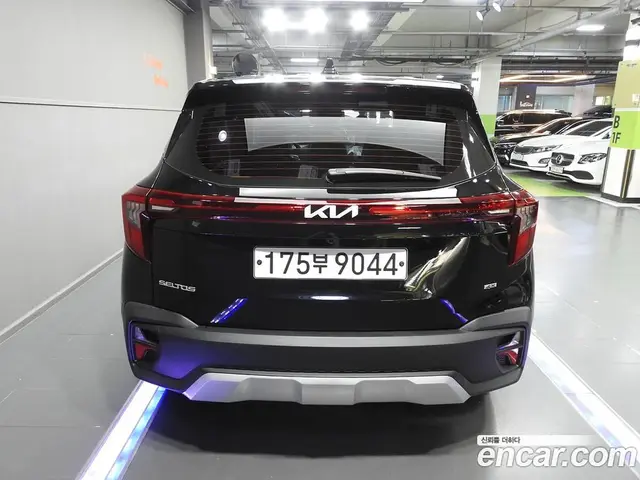 Kia Seltos 2026 2.0 автомат (гидро), миниатюра 4