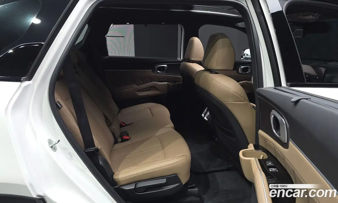 Kia Sorento 2024 1.6 автомат (гидро), фото 11