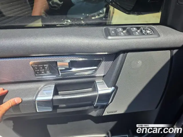Land Rover Discovery 2013 3.0 автомат (гидро), миниатюра 8