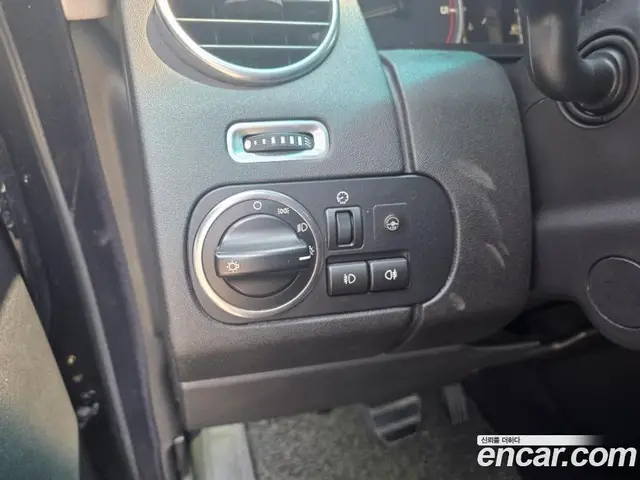 Land Rover Discovery 2013 3.0 автомат (гидро), миниатюра 9