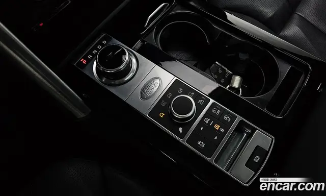 Land Rover Discovery 2017 3.0 автомат (гидро), миниатюра 9
