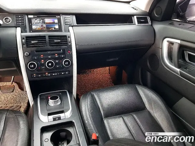 Land Rover Discovery Sport 2015 2.2 автомат (гидро), миниатюра 10