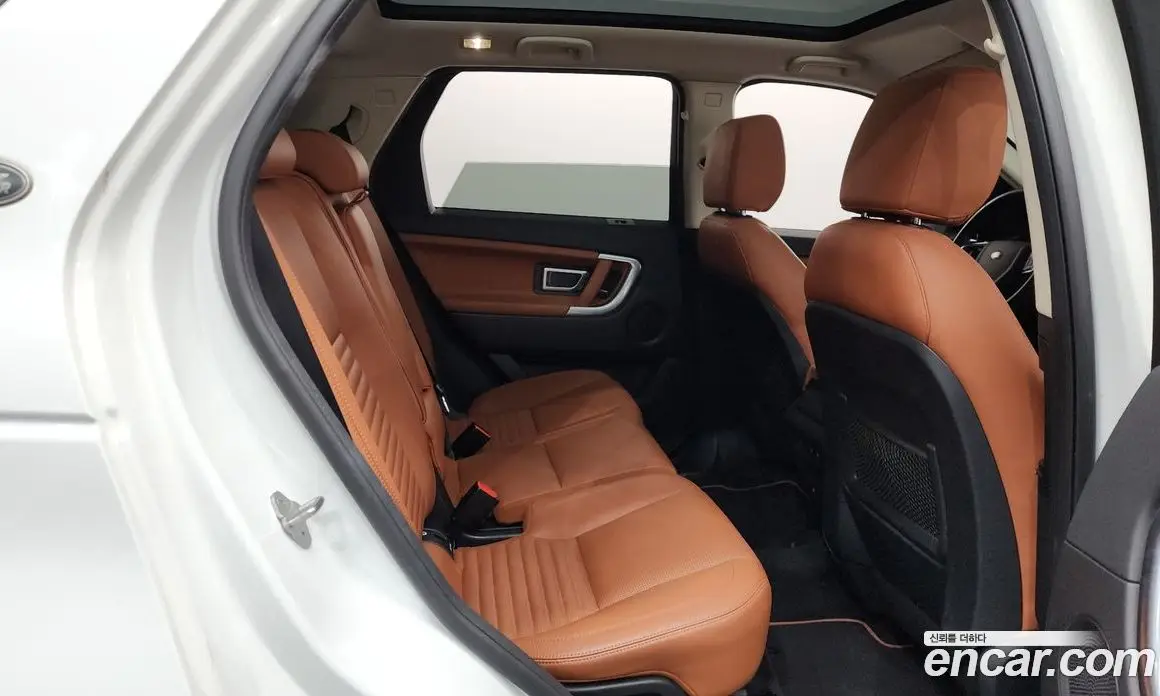 Land Rover Discovery Sport 2016 2.0 автомат (гидро), фото 20