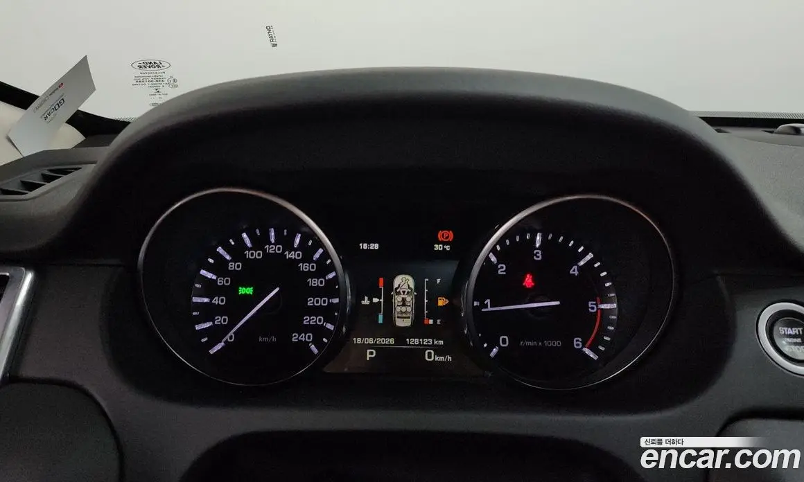 Land Rover Discovery Sport 2016 2.0 автомат (гидро), фото 8