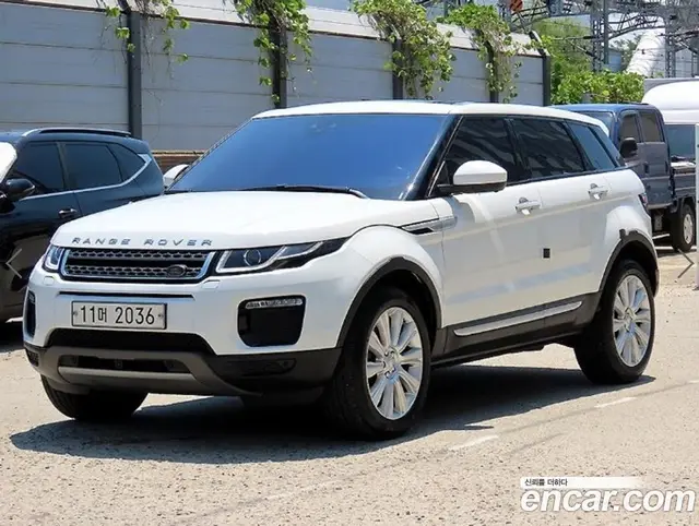 Land Rover Range Rover Evoque 2018 2.0 автомат (гидро), миниатюра 2