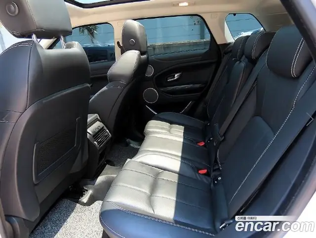 Land Rover Range Rover Evoque 2018 2.0 автомат (гидро), миниатюра 6