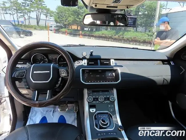 Land Rover Range Rover Evoque 2018 2.0 автомат (гидро), миниатюра 7