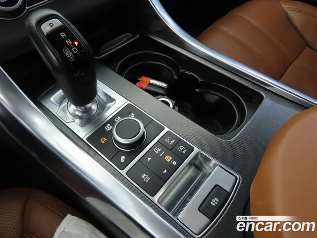 Land Rover Range Rover Sport 2017 3.0 автомат (гидро), миниатюра 12
