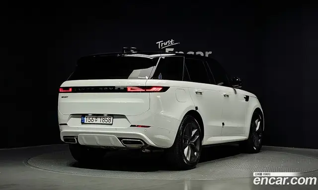 Land Rover Range Rover Sport 2024 3.0 автомат (гидро), миниатюра 2