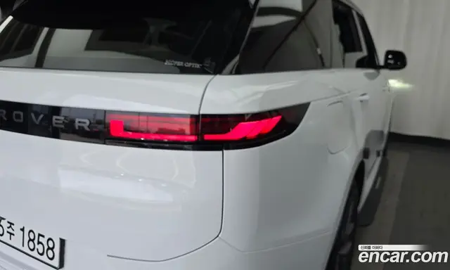 Land Rover Range Rover Sport 2024 3.0 автомат (гидро), миниатюра 9