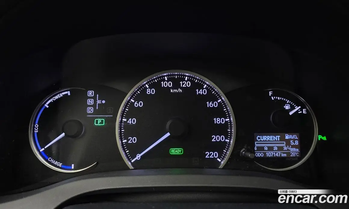 Lexus CT200h 2018 1.8 автомат (гидро), фото 8 Lexus CT200h 2018 1.8 автомат (гидро), фото 8