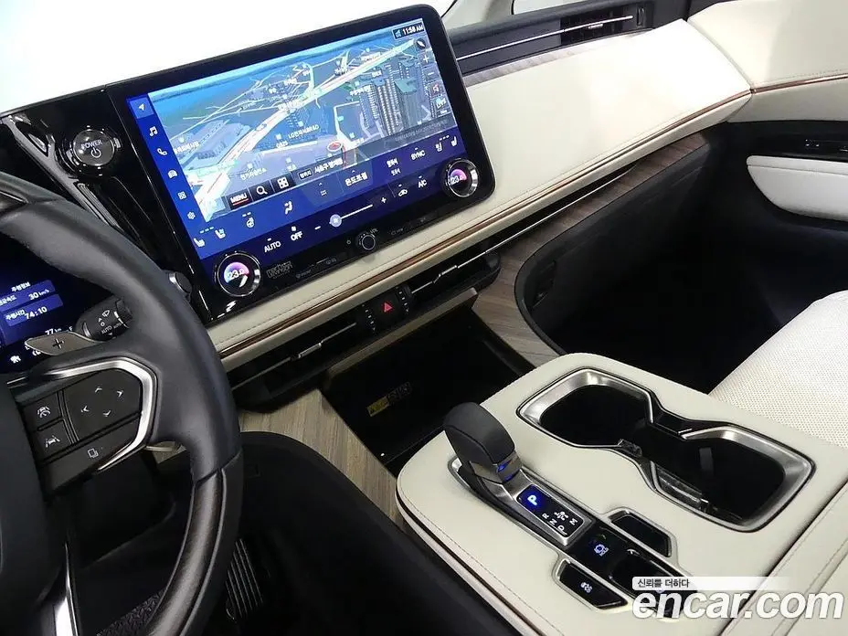 Lexus LM 2024 2.4 автомат (гидро), фото 11 Lexus LM 2024 2.4 автомат (гидро), фото 11