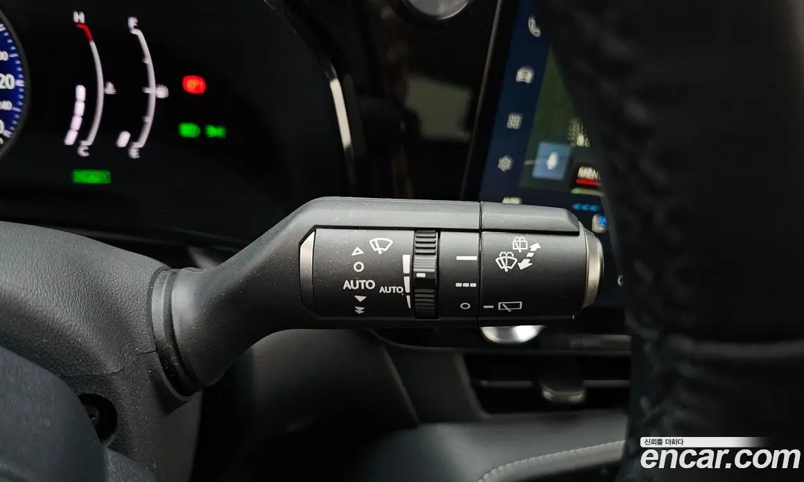 Lexus NX 2024 2.5 автомат (гидро), фото 24 Lexus NX 2024 2.5 автомат (гидро), фото 24