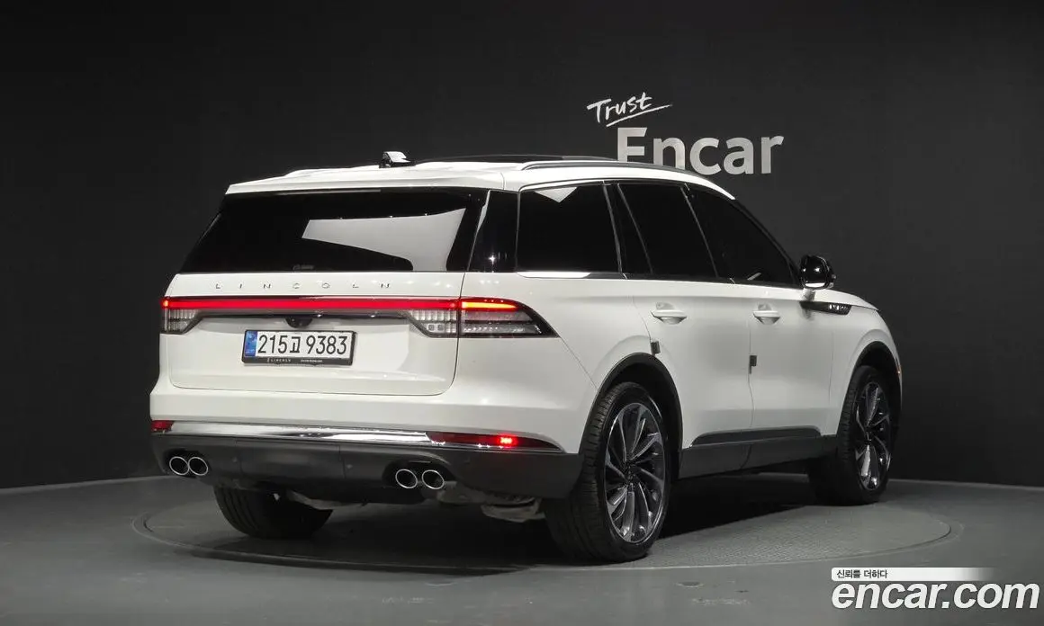Lincoln Aviator 2025 3.0 автомат (гидро), фото 2 Lincoln Aviator 2025 3.0 автомат (гидро), фото 2