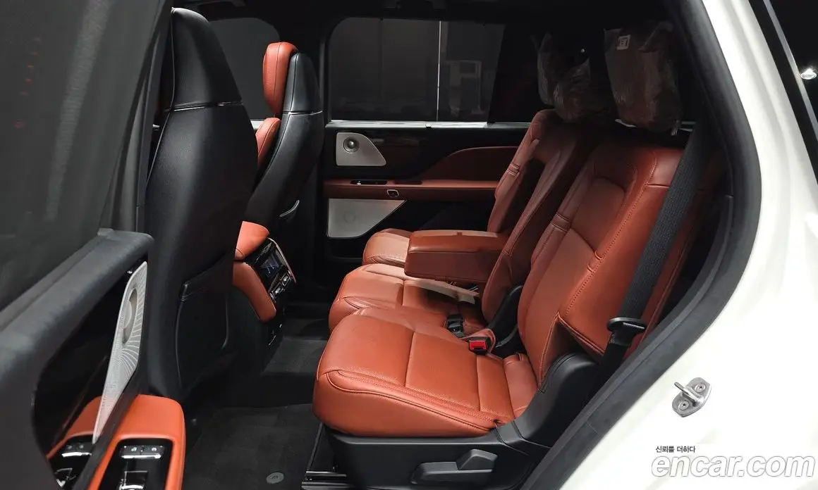 Lincoln Aviator 2025 3.0 автомат (гидро), фото 16 Lincoln Aviator 2025 3.0 автомат (гидро), фото 16