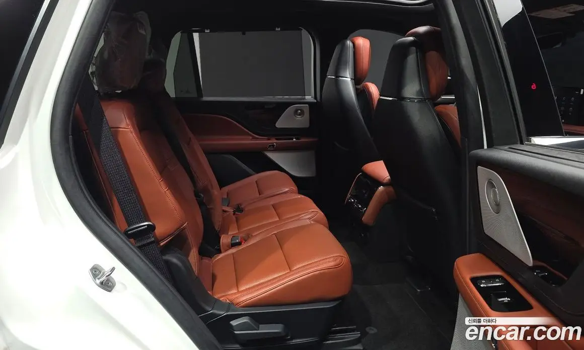 Lincoln Aviator 2025 3.0 автомат (гидро), фото 17 Lincoln Aviator 2025 3.0 автомат (гидро), фото 17