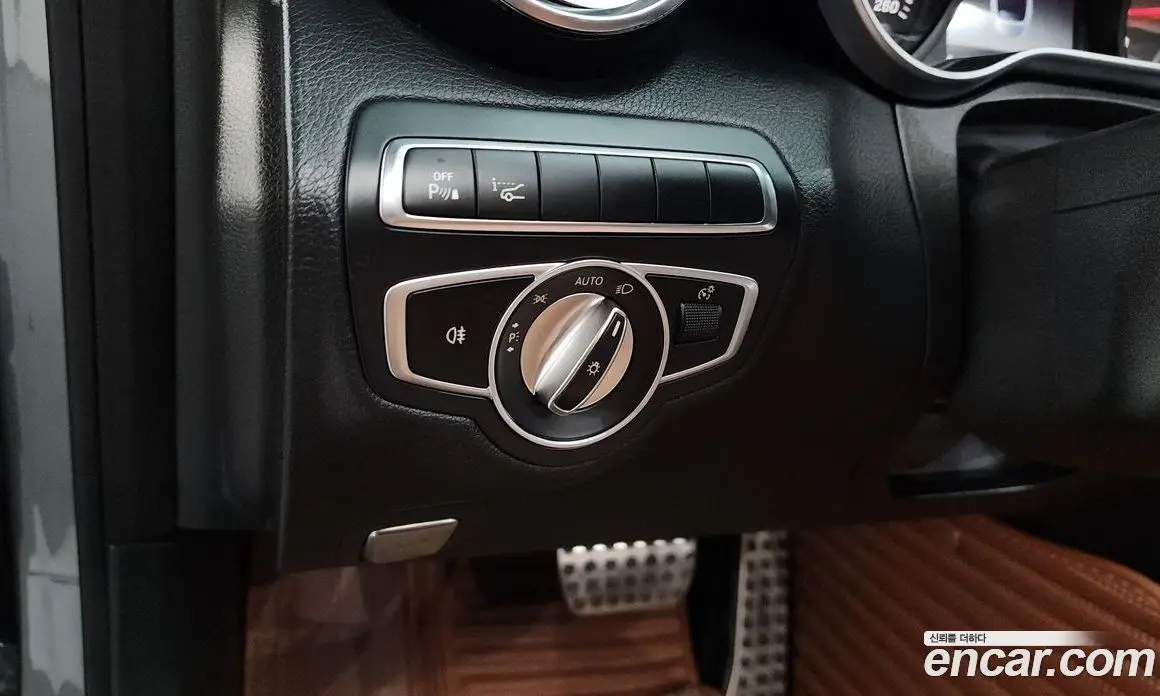 Mercedes-Benz C-Class 2018 2.0 гидро, фото 28 Mercedes-Benz C-Class 2018 2.0 гидро, фото 28