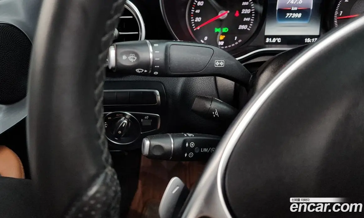 Mercedes-Benz C-Class 2018 2.0 гидро, фото 29 Mercedes-Benz C-Class 2018 2.0 гидро, фото 29