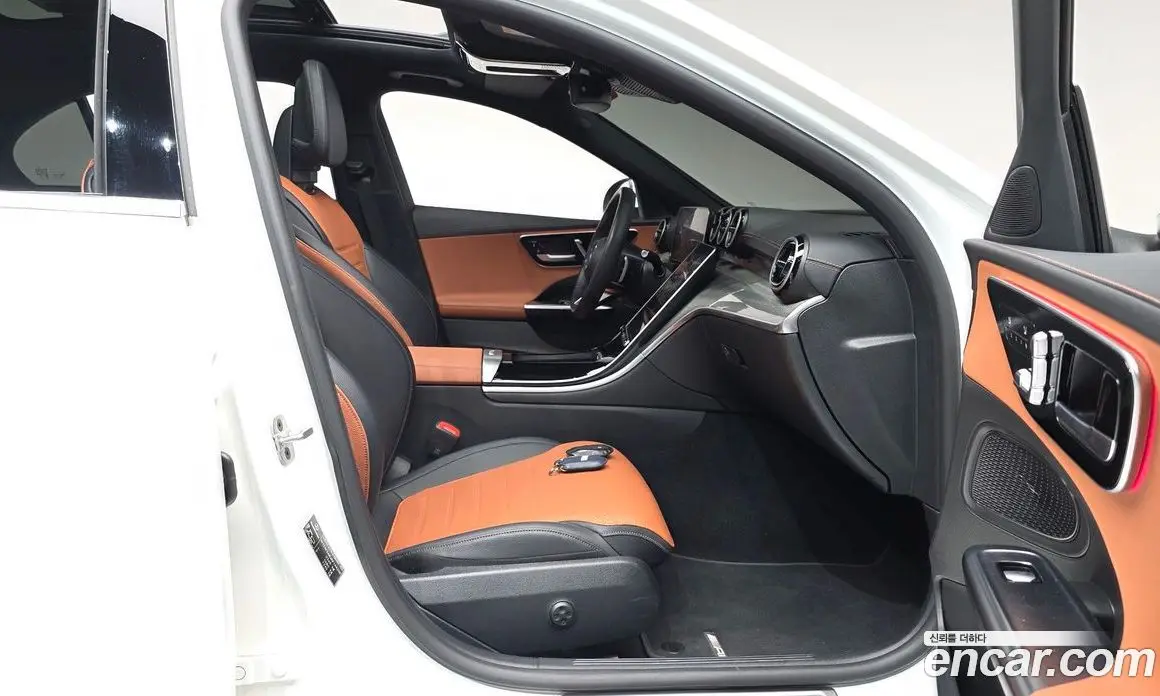 Mercedes-Benz C-Class 2024 2.0 гидро, фото 15