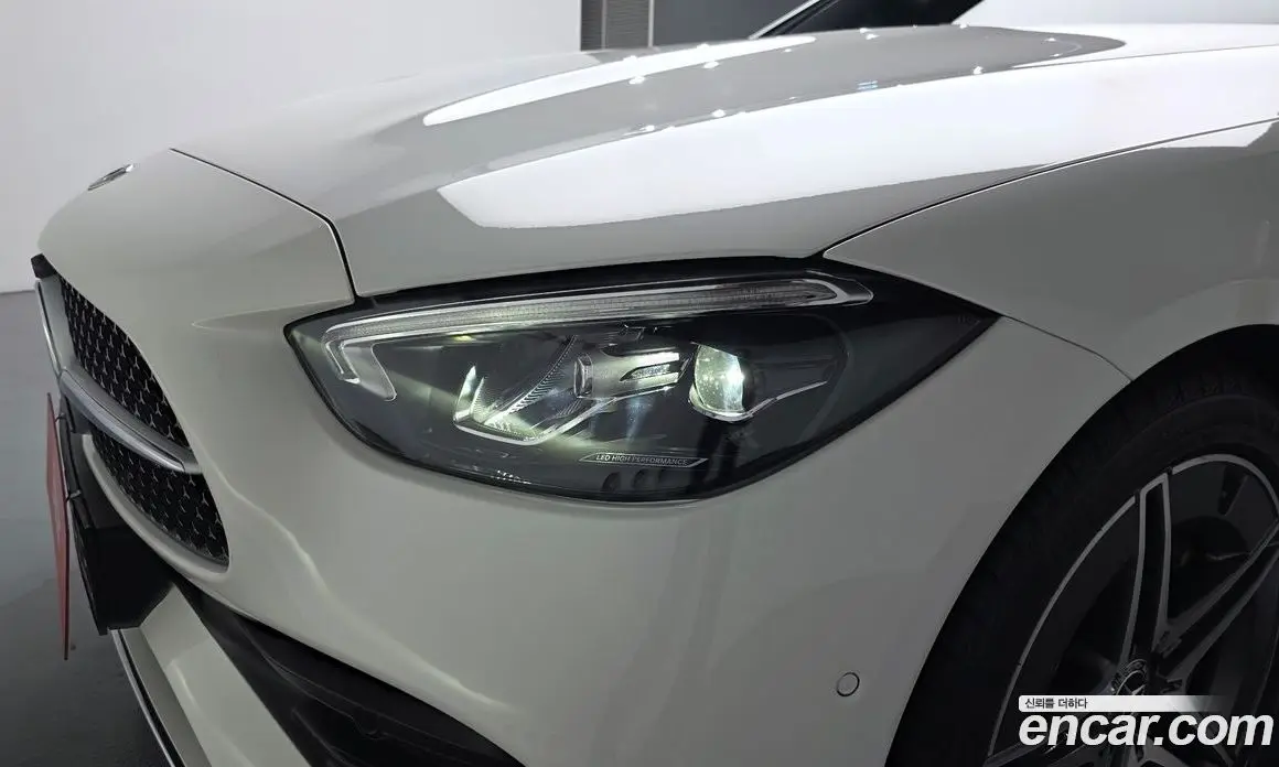 Mercedes-Benz C-Class 2024 2.0 гидро, фото 7