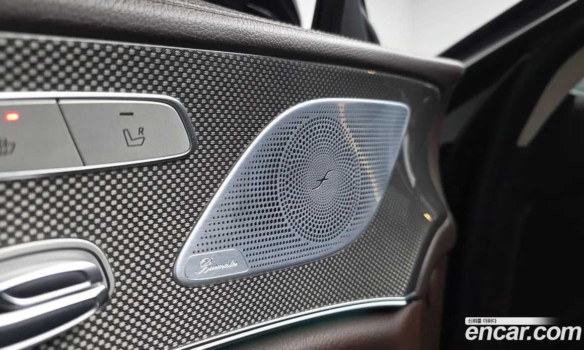 Mercedes-Benz CLS-Class 2019 1.9 гидро, фото 23 Mercedes-Benz CLS-Class 2019 1.9 гидро, фото 23
