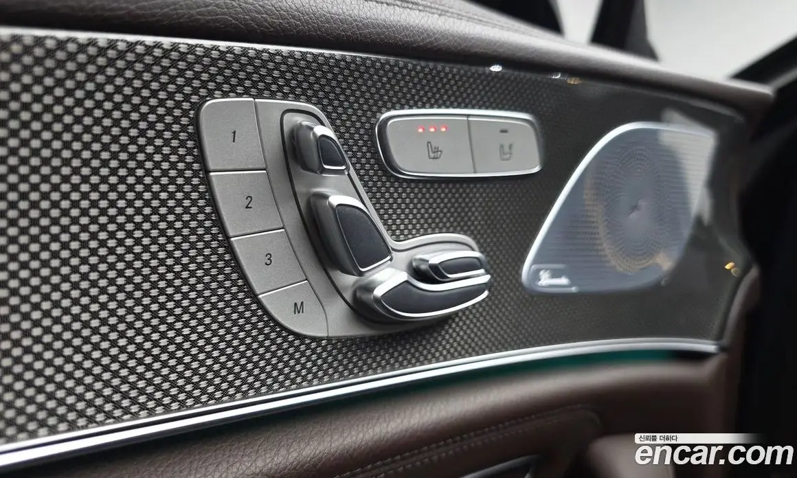 Mercedes-Benz CLS-Class 2019 1.9 гидро, фото 24 Mercedes-Benz CLS-Class 2019 1.9 гидро, фото 24