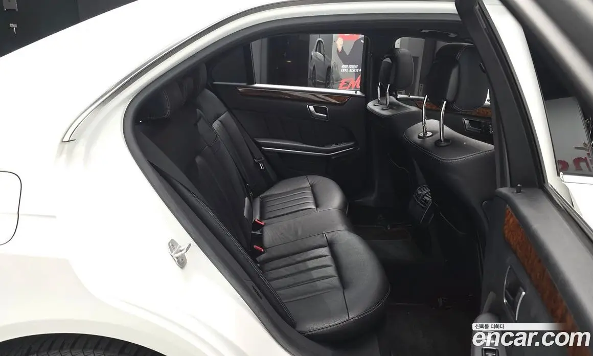 Mercedes-Benz E-Class 2014 3.5 гидро, фото 17 Mercedes-Benz E-Class 2014 3.5 гидро, фото 17