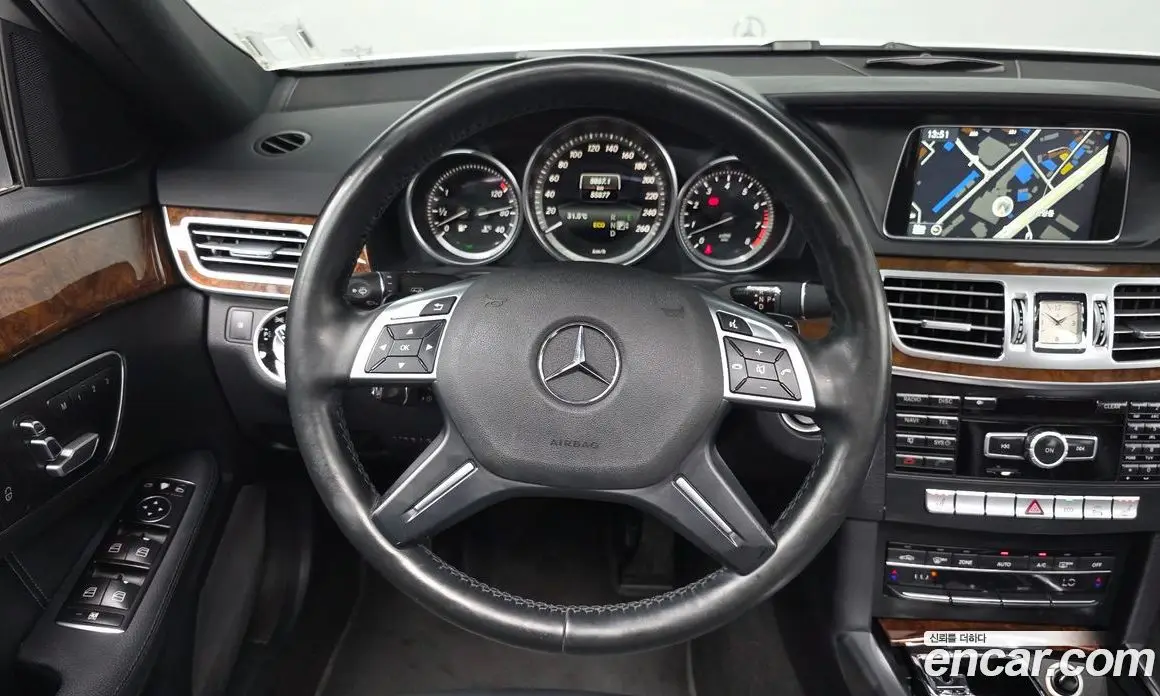 Mercedes-Benz E-Class 2014 3.5 гидро, фото 19 Mercedes-Benz E-Class 2014 3.5 гидро, фото 19