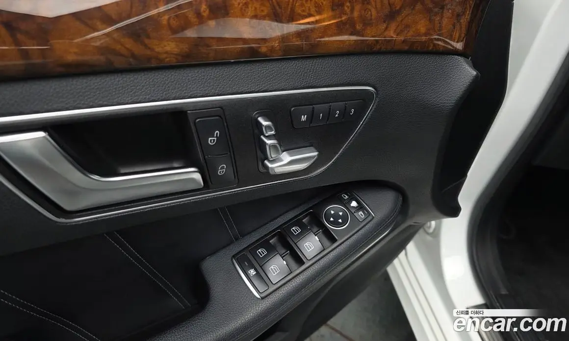 Mercedes-Benz E-Class 2014 3.5 гидро, фото 29 Mercedes-Benz E-Class 2014 3.5 гидро, фото 29