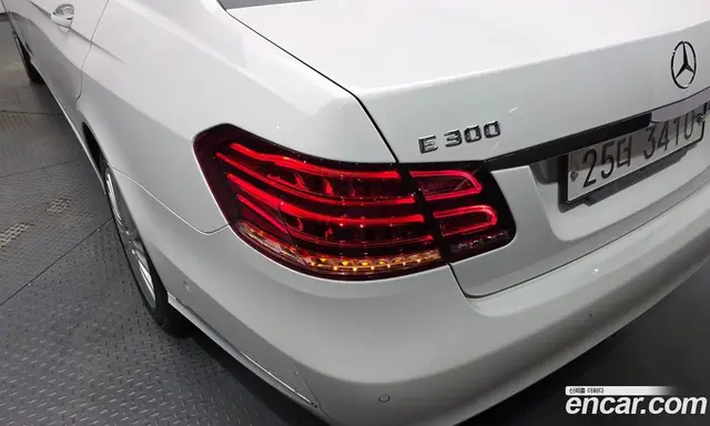 Mercedes-Benz E-Class 2014 3.5 гидро, миниатюра 8 Mercedes-Benz E-Class 2014 3.5 гидро, миниатюра 8