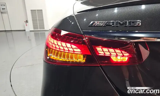 Mercedes-Benz E-Class 2021 3.0 гидро, миниатюра 8 Mercedes-Benz E-Class 2021 3.0 гидро, миниатюра 8