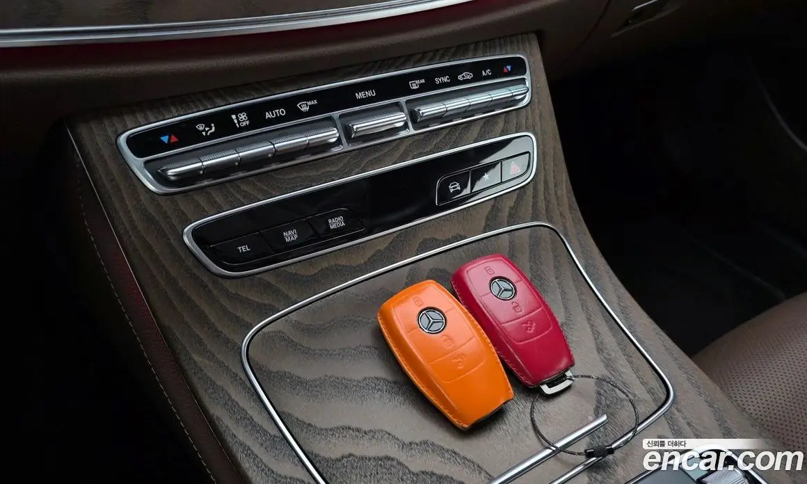 Mercedes-Benz E-Class 2021 2.0 гидро, фото 23 Mercedes-Benz E-Class 2021 2.0 гидро, фото 23
