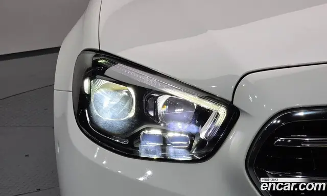 Mercedes-Benz E-Class 2021 2.0 гидро, миниатюра 7 Mercedes-Benz E-Class 2021 2.0 гидро, миниатюра 7