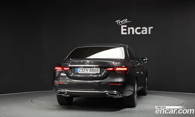 Mercedes-Benz E-Class 2023 2.0 гидро, миниатюра 4 Mercedes-Benz E-Class 2023 2.0 гидро, миниатюра 4