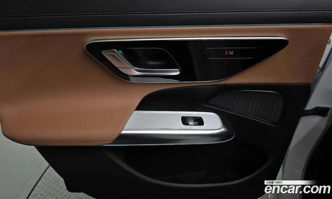 Mercedes-Benz E-Class 2025 2.0 автомат (гидро), фото 15